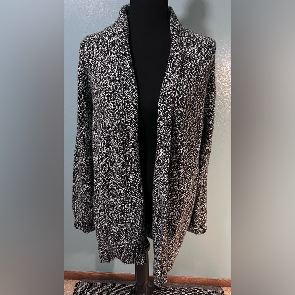 Levi’s grey cardigan